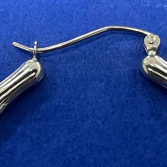 14k Gold Polished Bamboo Hoop Earrings - Picture 12 of 14